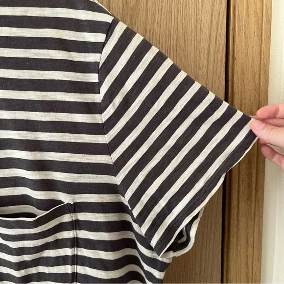 Old Navy Striped Boyfriend Pocket Tee, Grey/White Cotton Short Sleeve T-Shirt - Picture 8 of 8